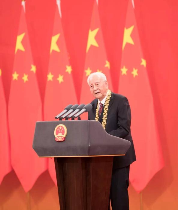 黄旭华6